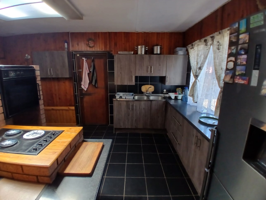 4 Bedroom Property for Sale in Bodorp North West